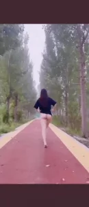 看禁止内容。91女粉丝约我户外露出